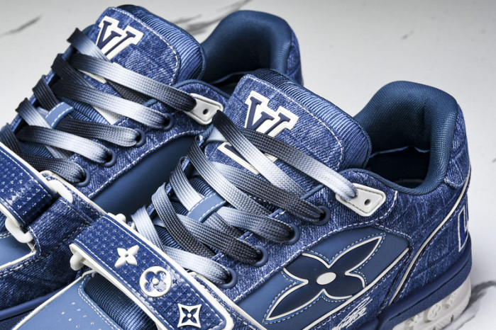 L&V SNEAKERS