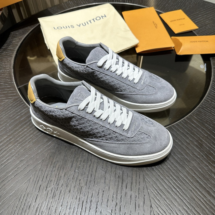 L&VT SNEAKERS