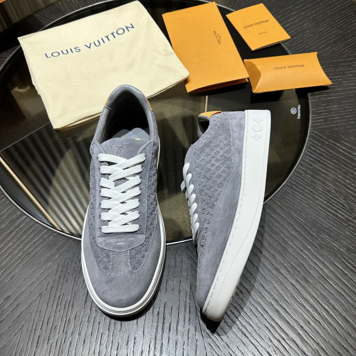 L&VT SNEAKERS