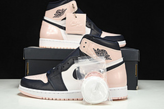 Wmns Air Jordan 1 Retro High OG SE