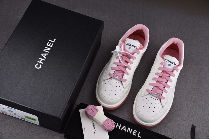 CHANEEL sneaker