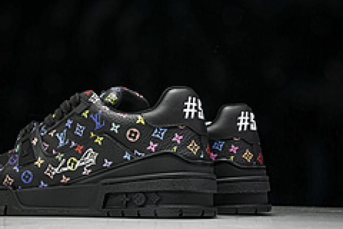 L&V SNEAKERS