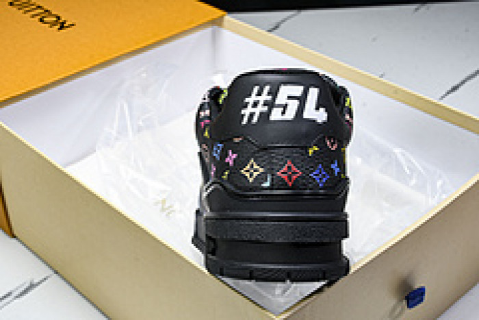 L&V SNEAKERS