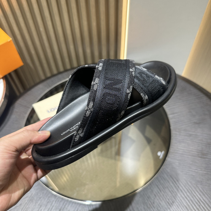 L&V SLIPPERS