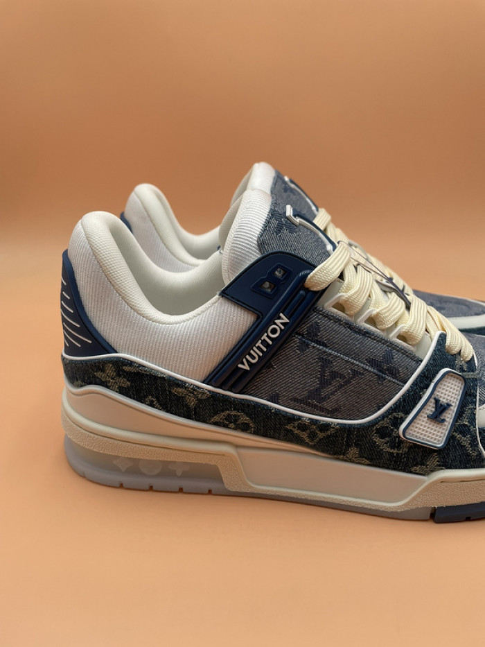 L&V SNEAKERS