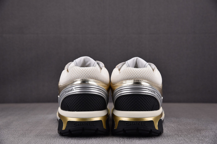 CHANEEL sneaker