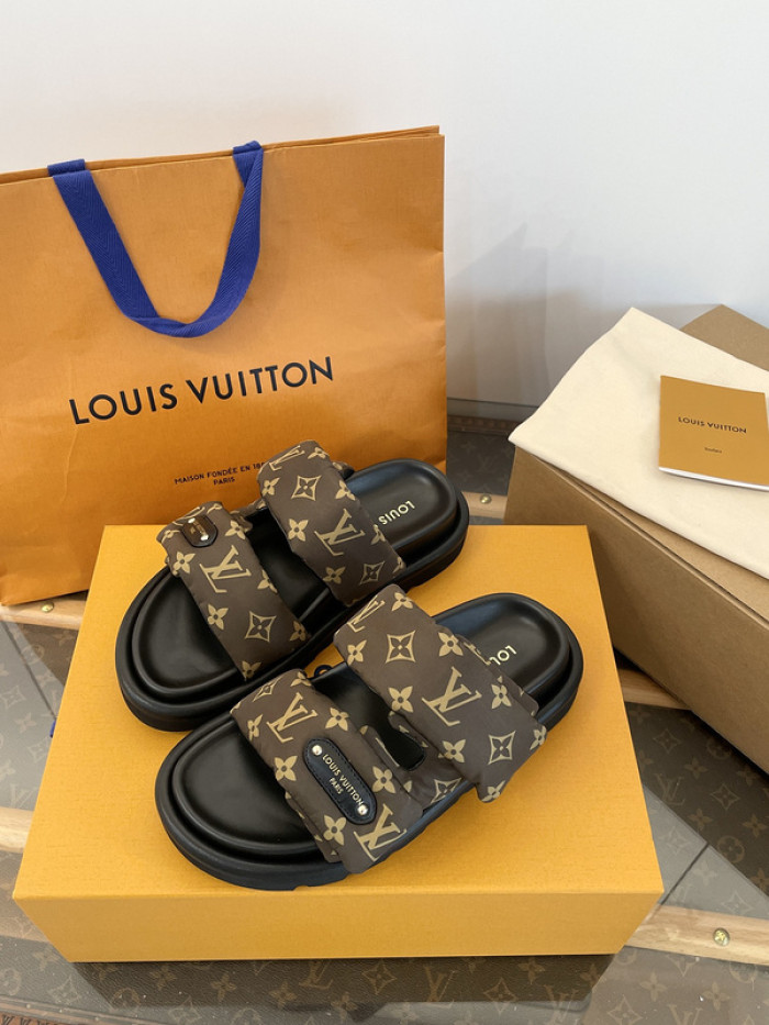 L&V SLIPPERS