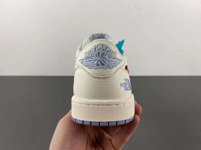 Travis Scott x Air Jordan 1 Low DIY1688-007