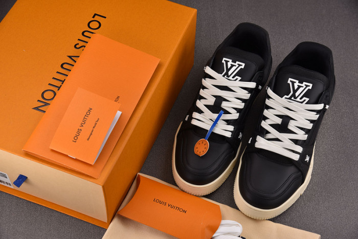 L&V SNEAKERS