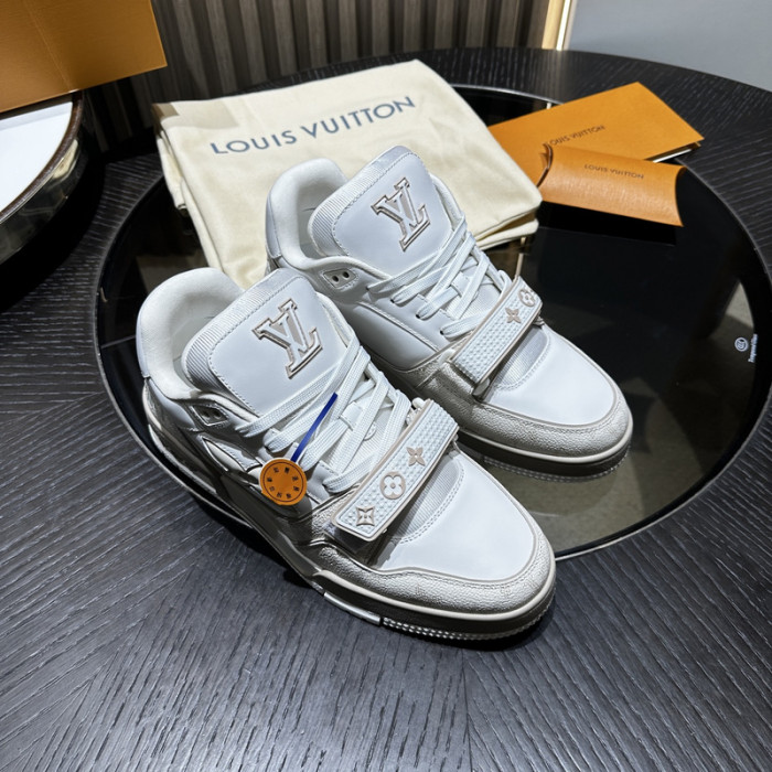L&V SNEAKERS