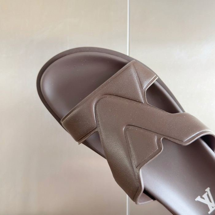 L&V SLIPPERS