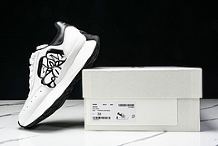 Alexander McQueen sneaker