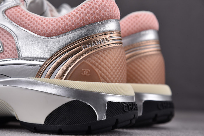 CHANEEL sneaker