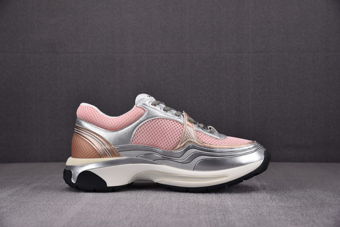 CHANEEL sneaker