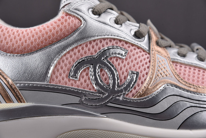 CHANEEL sneaker