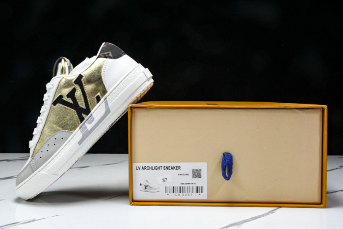 L&V SNEAKERS
