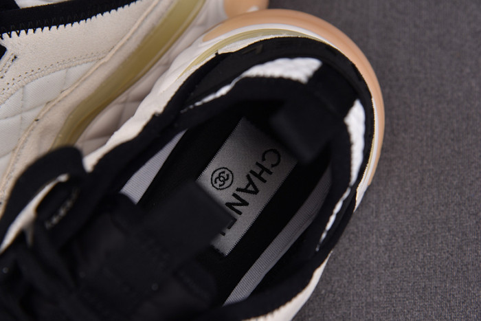 CHANEEL sneaker