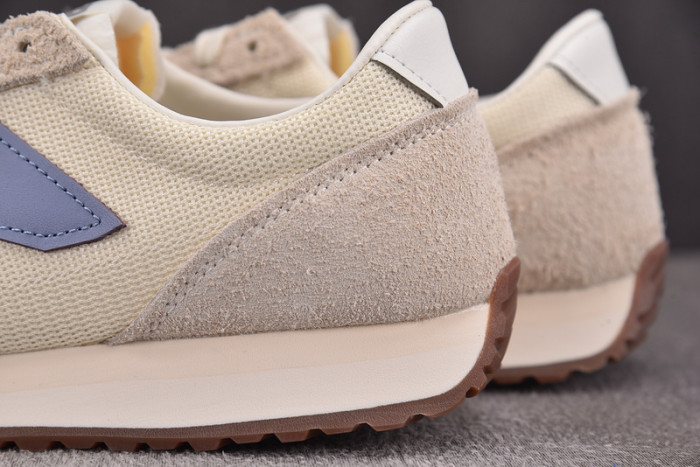 New Balance U471AA