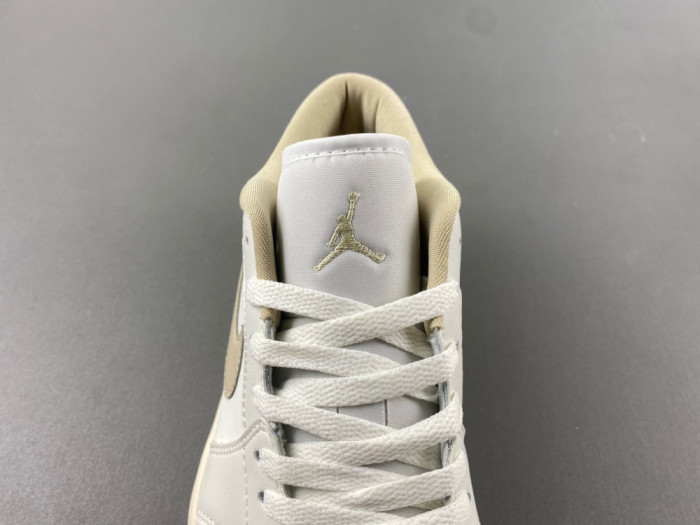 Air Jordan 1 Low DC0774-112