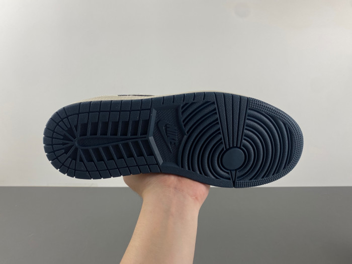 Air Jordan 1 Low  HM3711-144