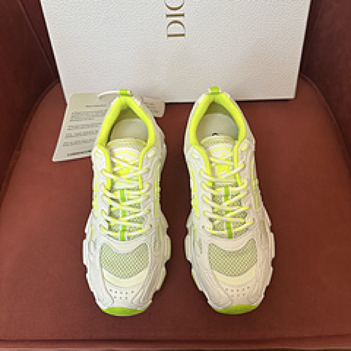 D designer sneaker