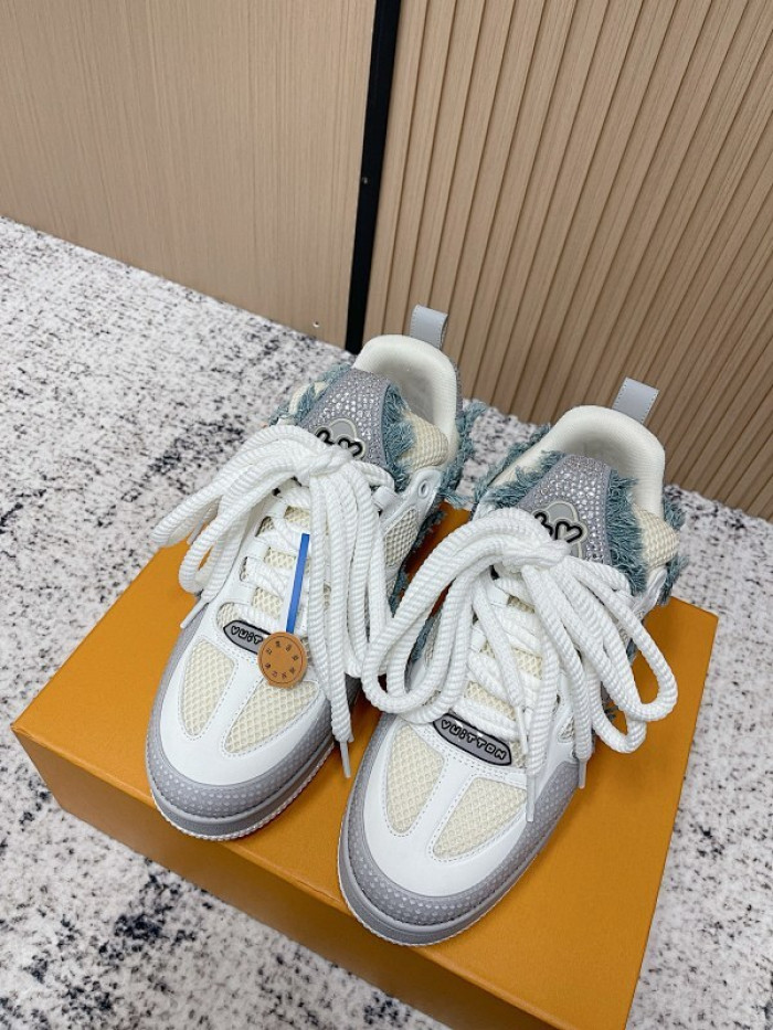 L&VT SNEAKERS