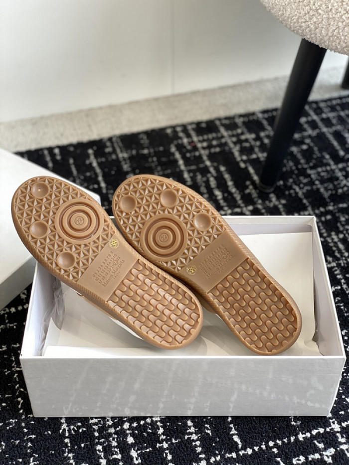 ma*s*n Ma*i*laa shoes