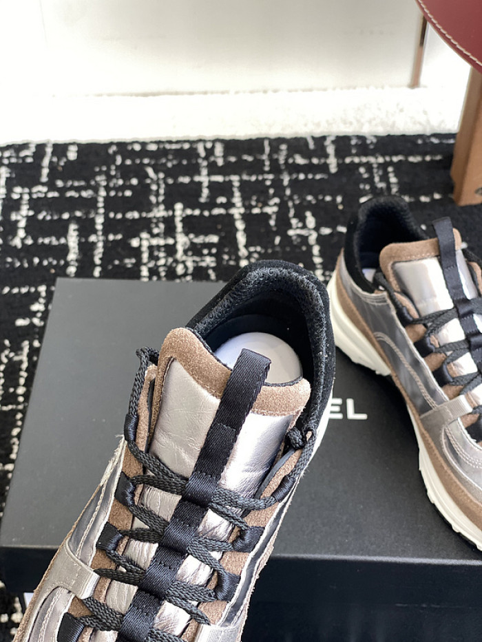 CHANEEL sneaker