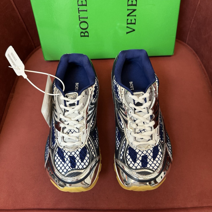 b0tte*a Ven*ta sneaker