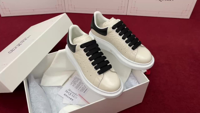 Alexander McQueen sneaker