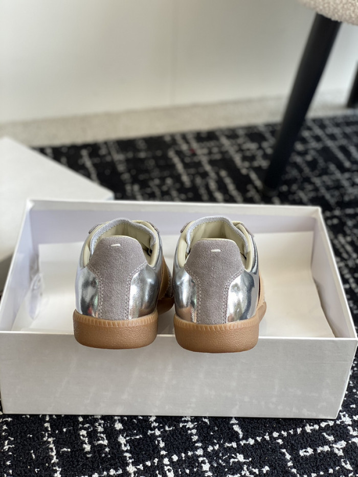ma*s*n Ma*i*laa shoes