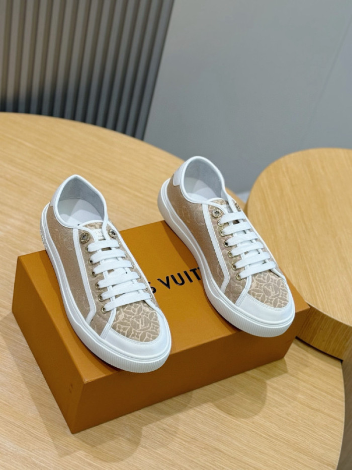 L&VT SNEAKERS