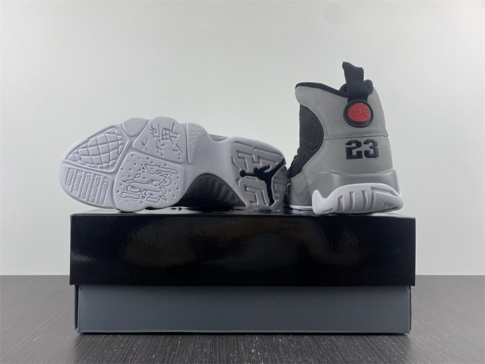 Air Jordan 9 CT8019