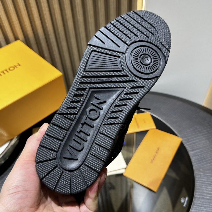 L&V SNEAKERS