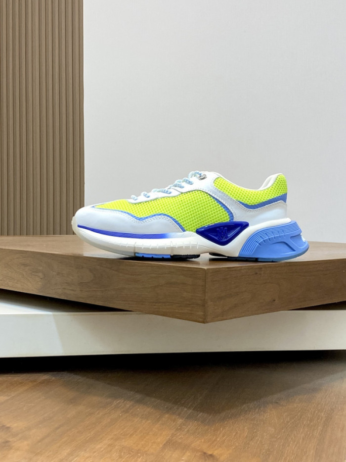 AM1R1 SNEAKERS
