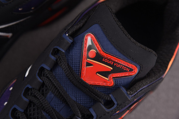 L&V SNEAKERS