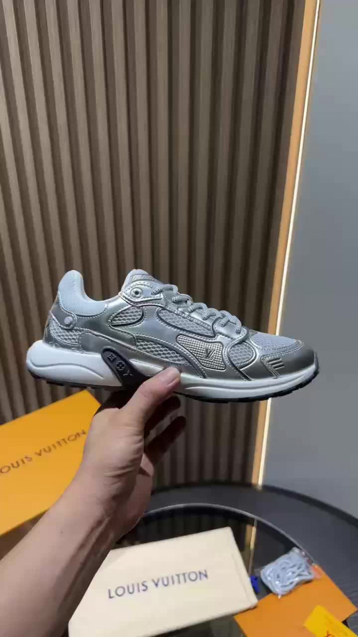 L&V SNEAKERS