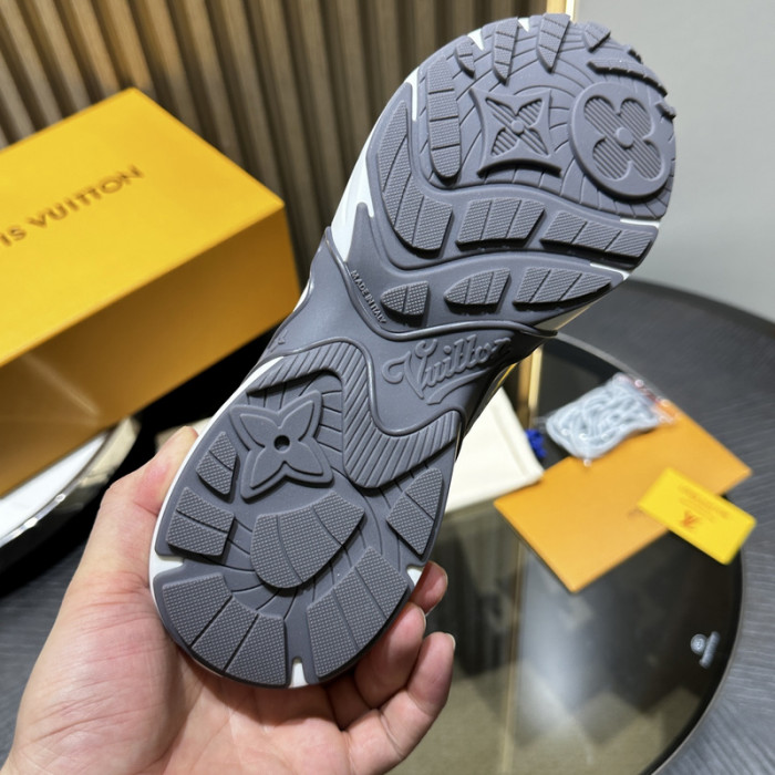 L&V SNEAKERS