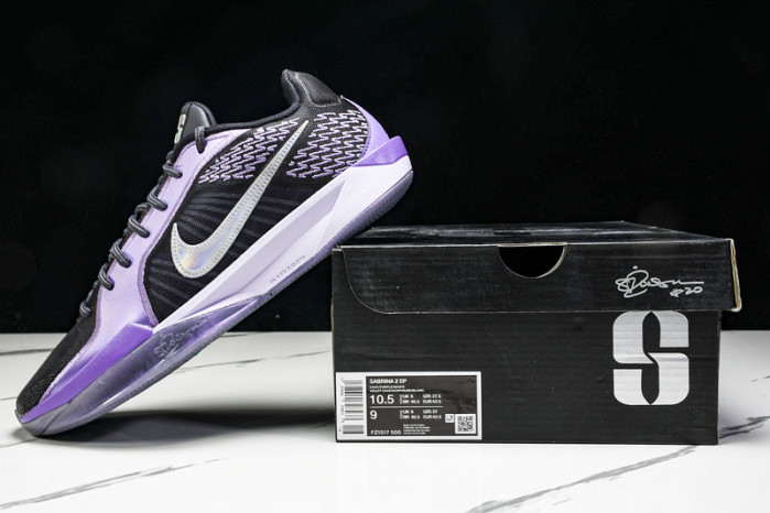 Nk Sabrina 2 "Court Vision"  FZ1517-500