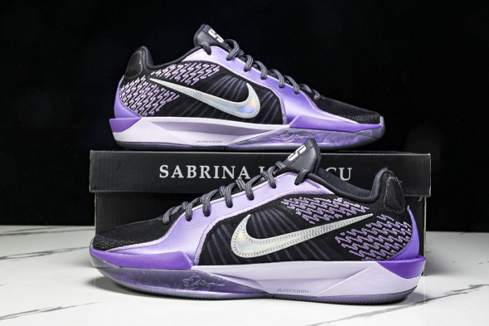 Nk Sabrina 2 "Court Vision"  FZ1517-500