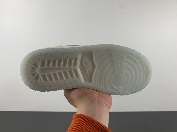 Air Jordan 1 Retro Low  HF3144-100