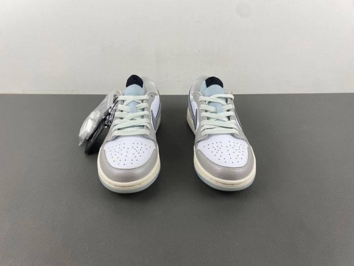 Air Jordan 1 Retro Low  HF3144-100