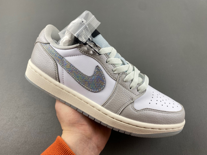 Air Jordan 1 Retro Low  HF3144-100