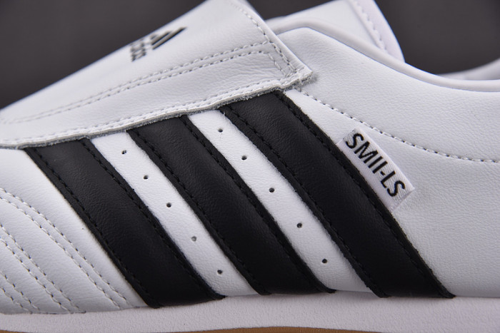 AD Taekwondo White Black  JQ4774