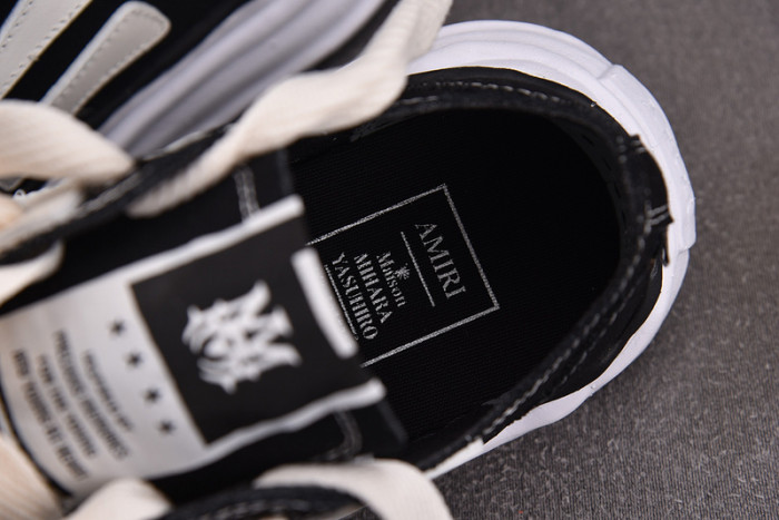 AM1R1 SNEAKERS