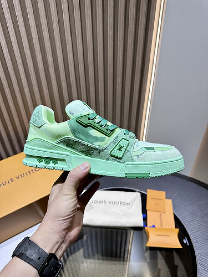 L&V SNEAKERS