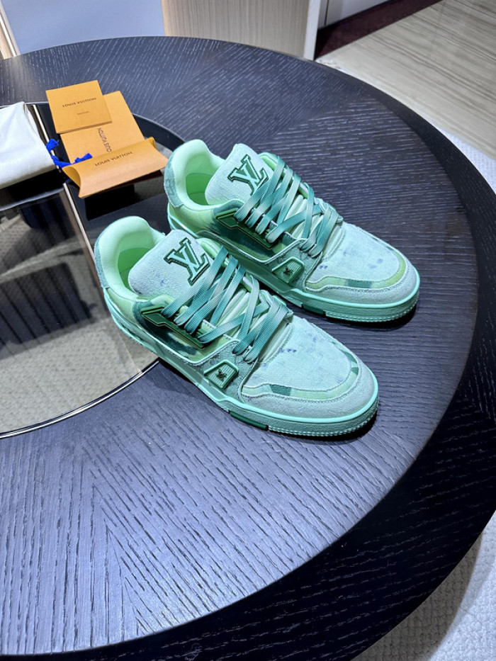 L&V SNEAKERS