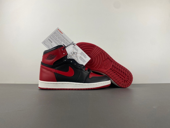 Air Jordan 1 High ’85 “Bred” Color: Black/Varsity Red-White HV6674-067
