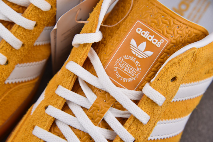 Ad Gazelle Indoor Orange Peel White  HQ8716